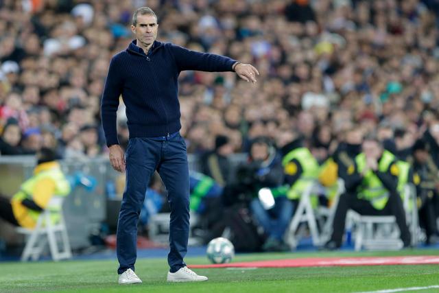 中国男篮1分险胜新西兰 李凯尔18分+致胜抢断